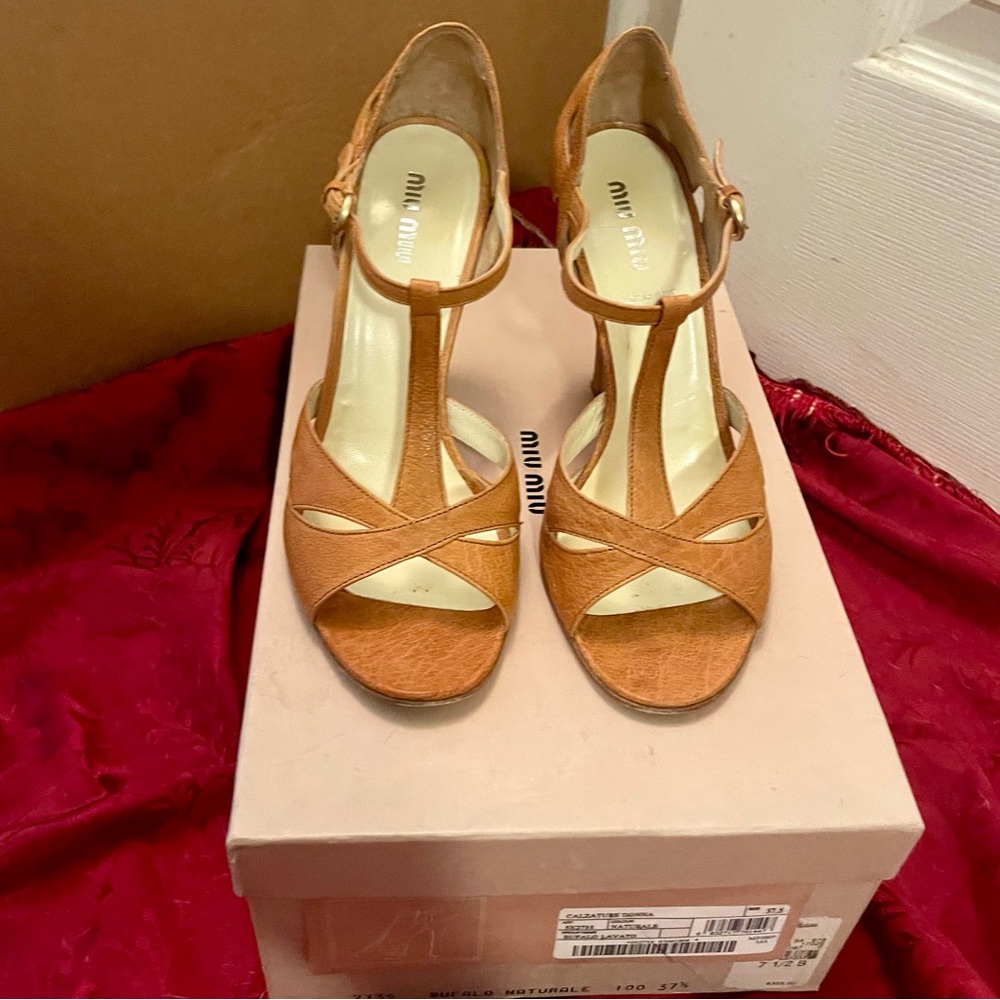 Miu Miu T-Strap, Open Toe, Naturale Leather Shoes - Sz 7.5 - Picture 7 of 11